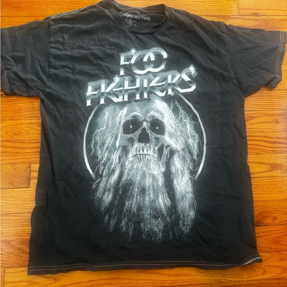 Tops - Foo Fighters Band Tee